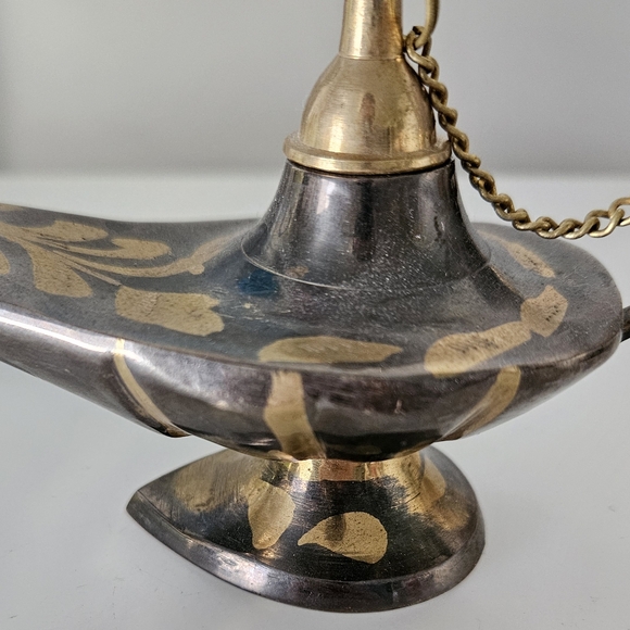 Brass Genie Lamp Incense Holder - Picture 9 of 9